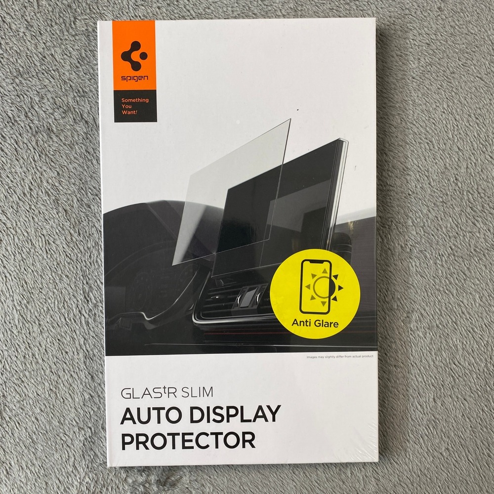 Spigen Auto Display Protector 8 in Clear Glas.tR Slim Anti-Glare AGL04453